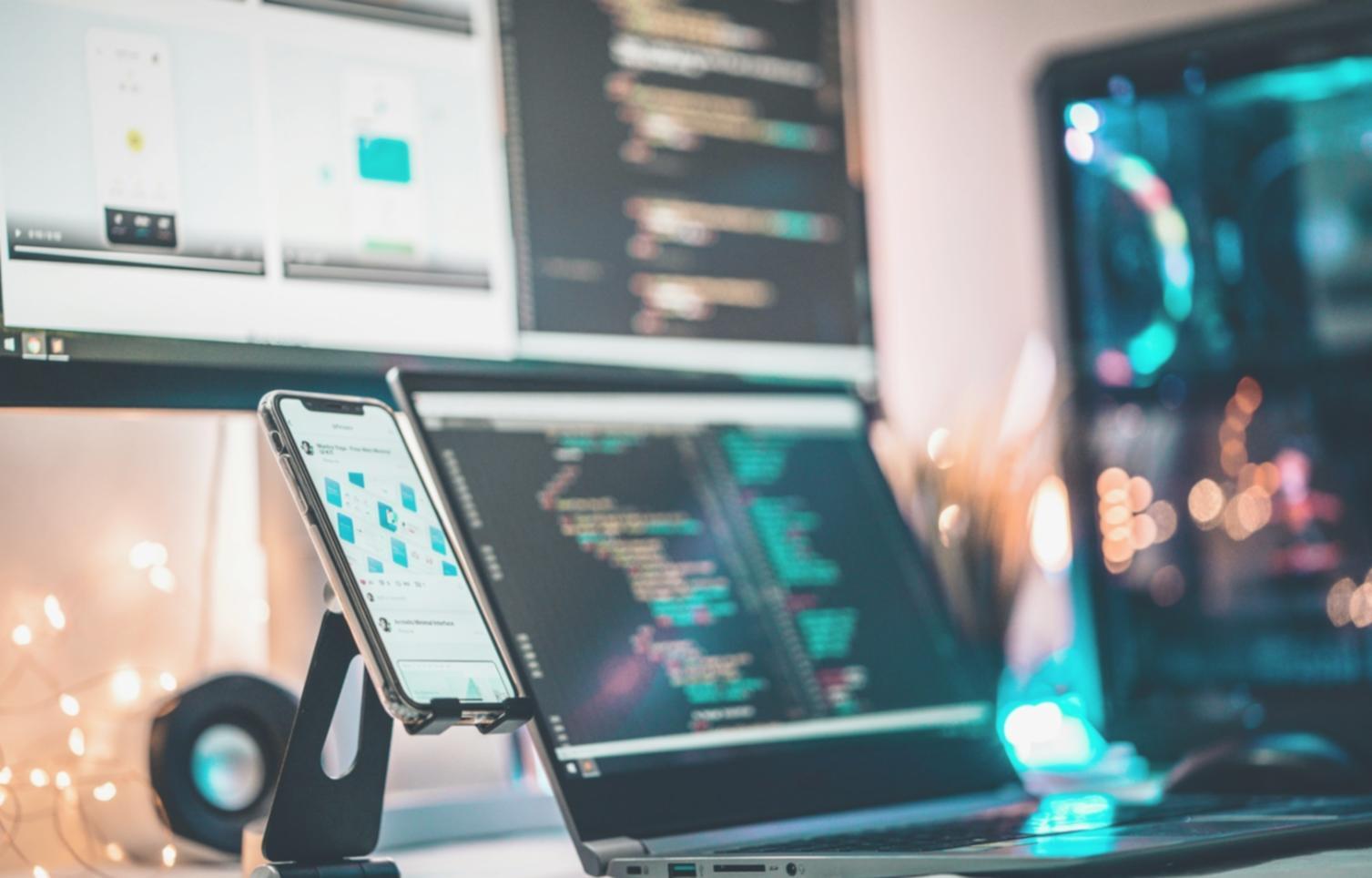 Kollaborative Coding-Session mit mehreren Entwicklern